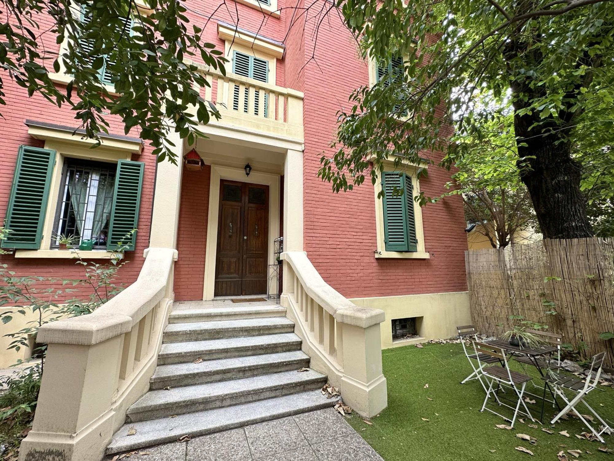 Appartamento Biancospino - Maison Louise Bologna, Sant'Orsola Экстерьер фото